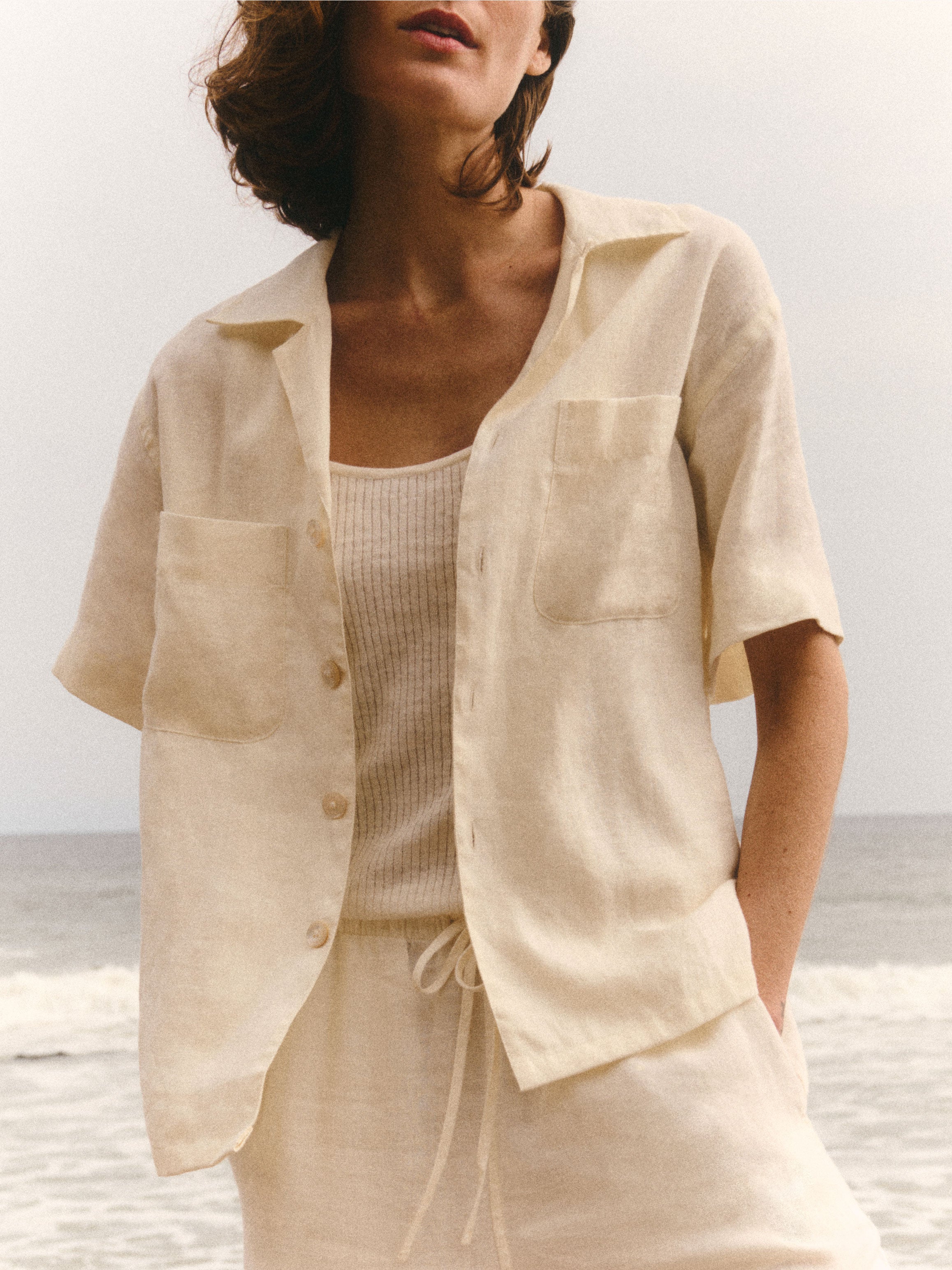 Alternative view of Sea Shell Crosshatch Linen Camp Shirt