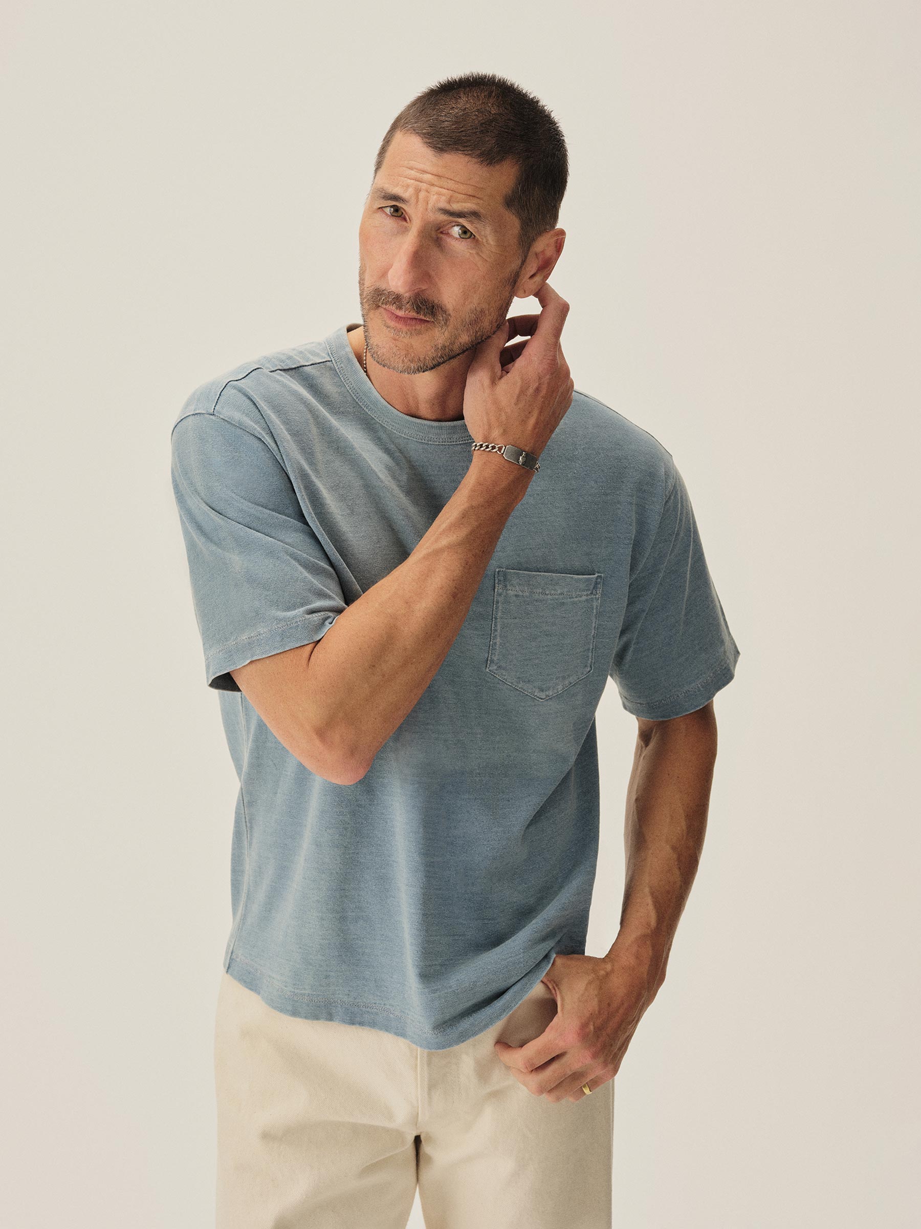 L037 Indigo-Dipped Yuma 90s Boxy Pocket Tee - Image 3