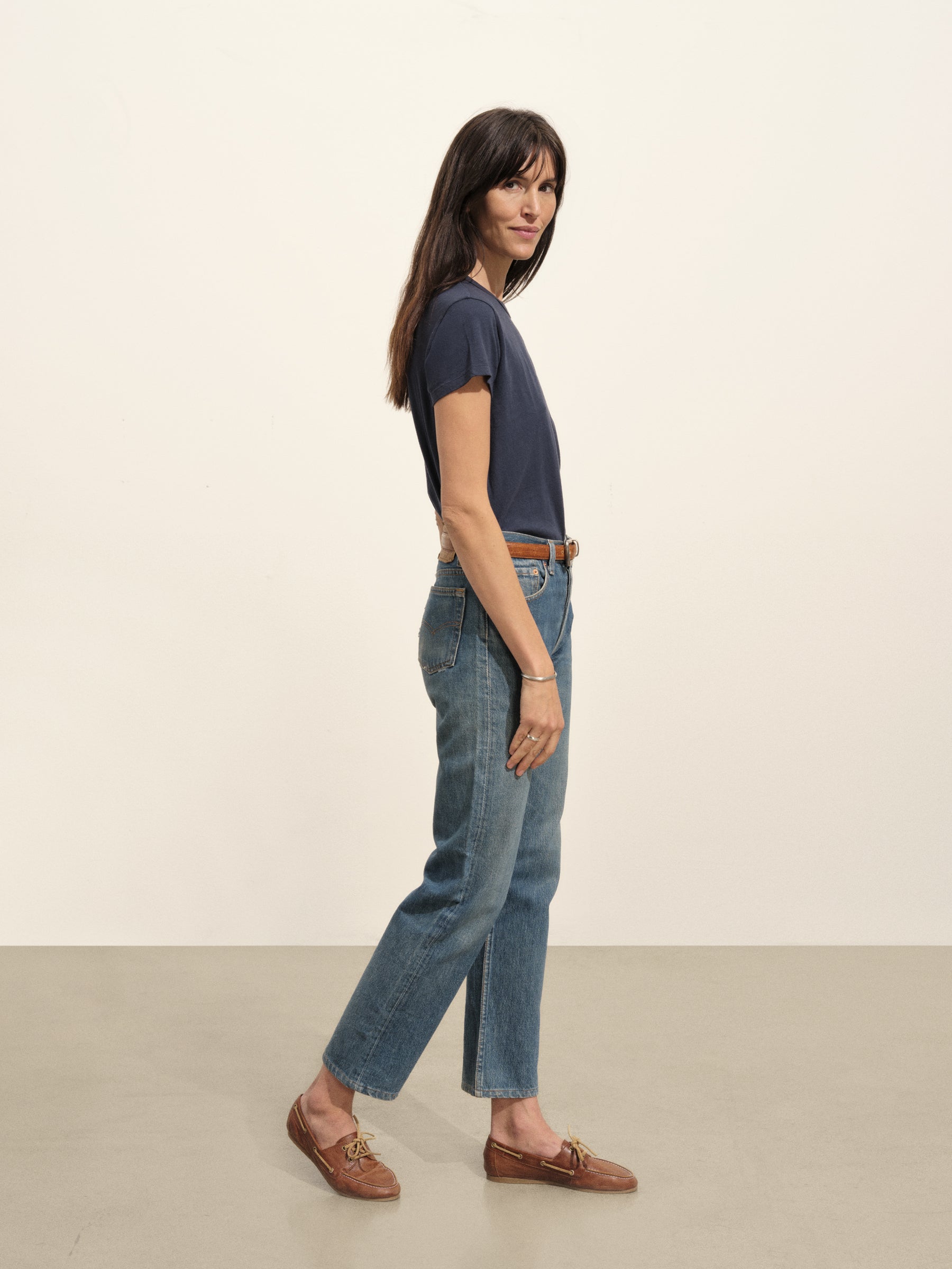 Washed Navy Slub Easy Crew - Image 4