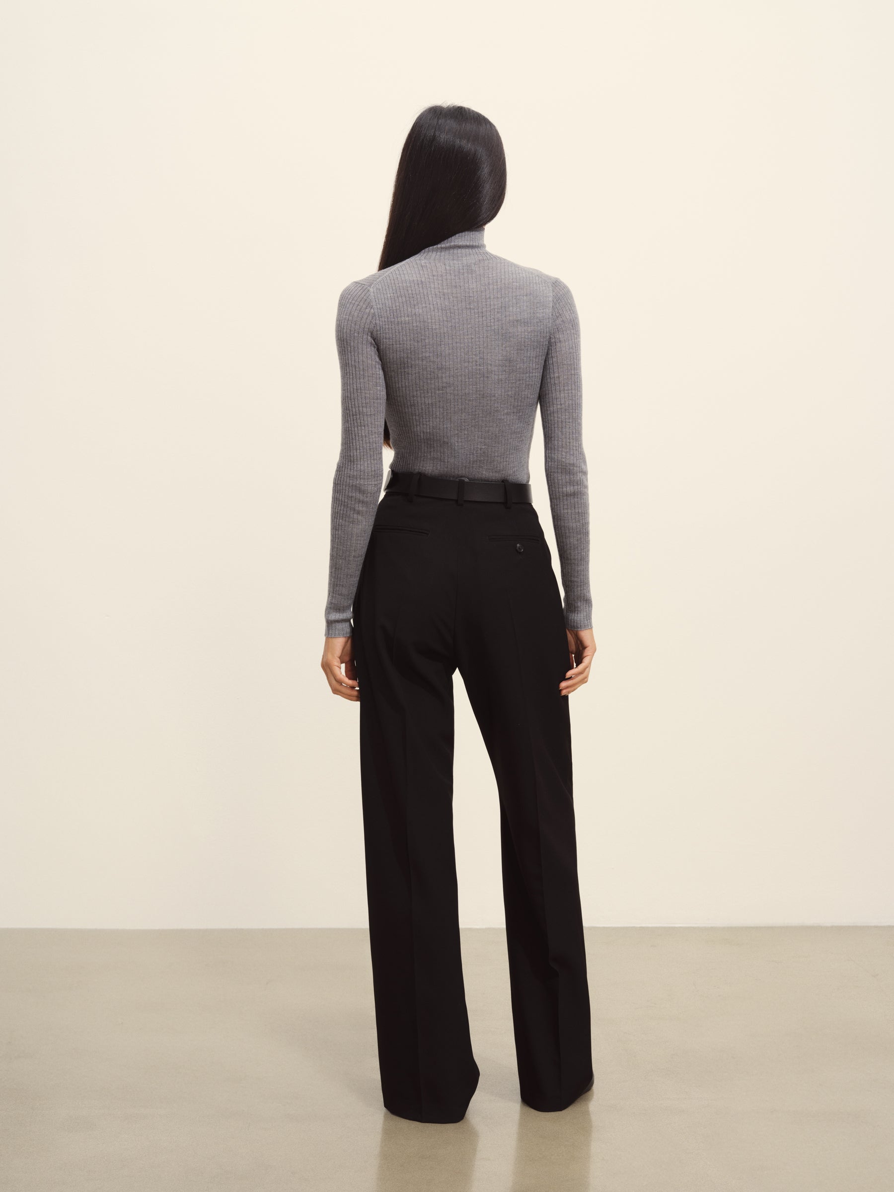 Heather Grey Featherweight Silk Cashmere Turtleneck - Image 6