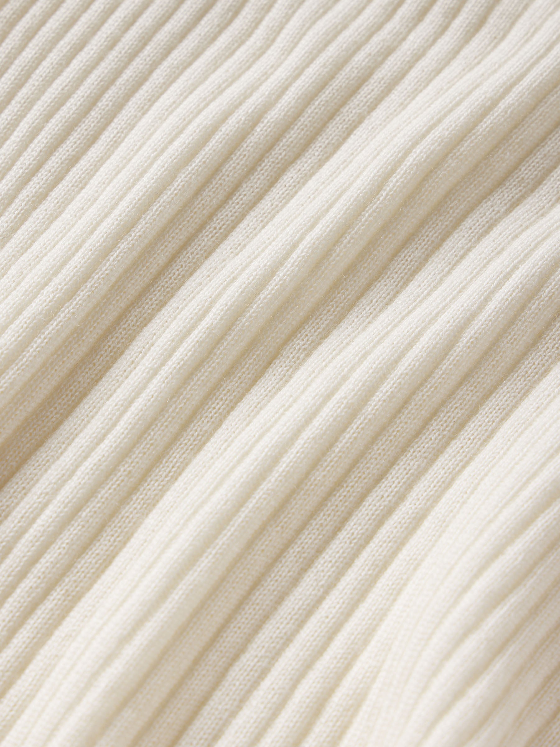 Natural Featherweight Silk Cashmere Turtleneck - Image 7